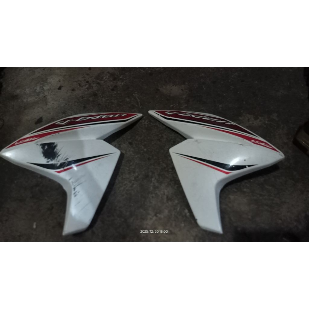 sayap tangki Vixion New original