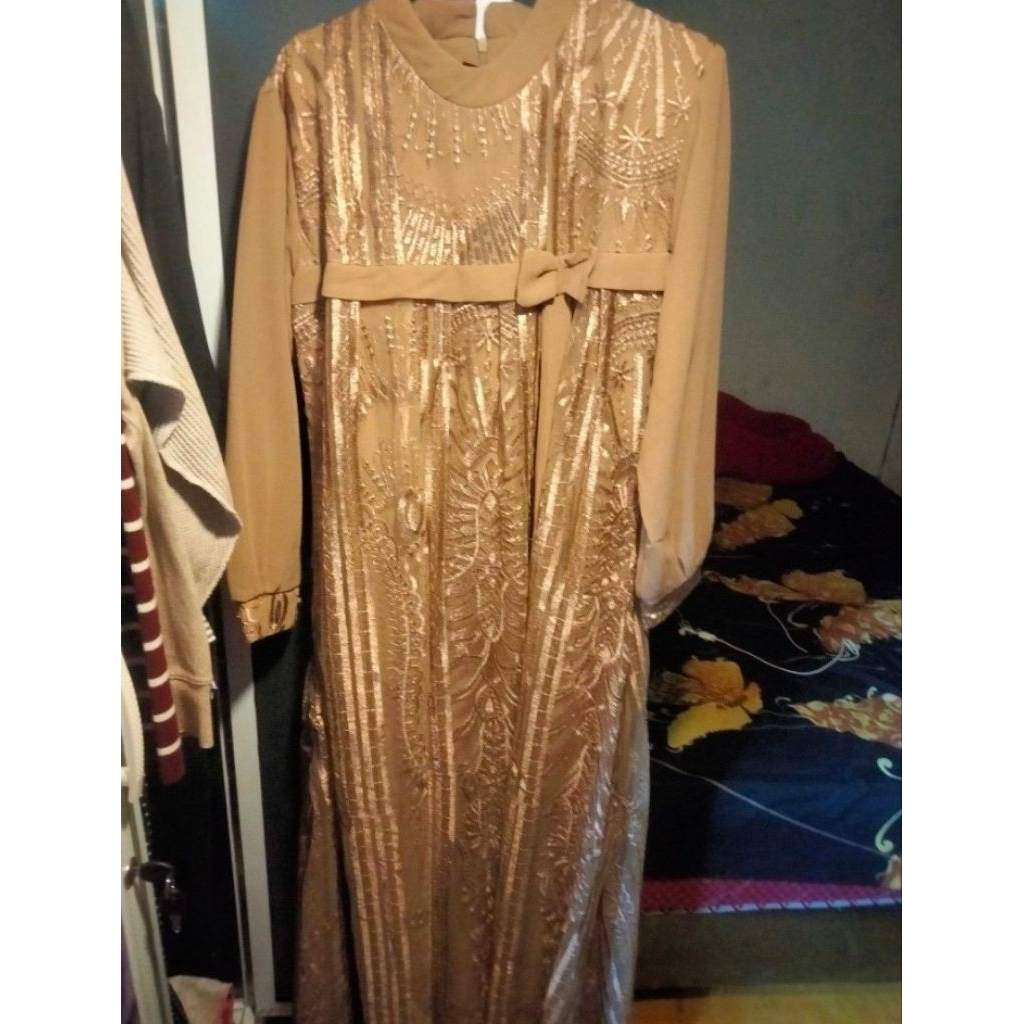 gaun pesta hijab friendly