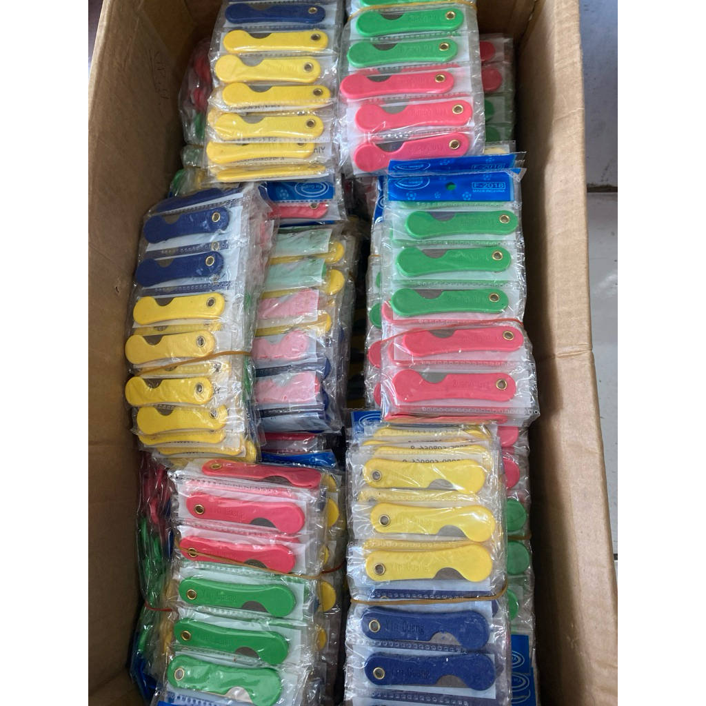 (12pcs) Pisau Lipat Kecil Plastik / Pisau Lipat Kecil serbaguna