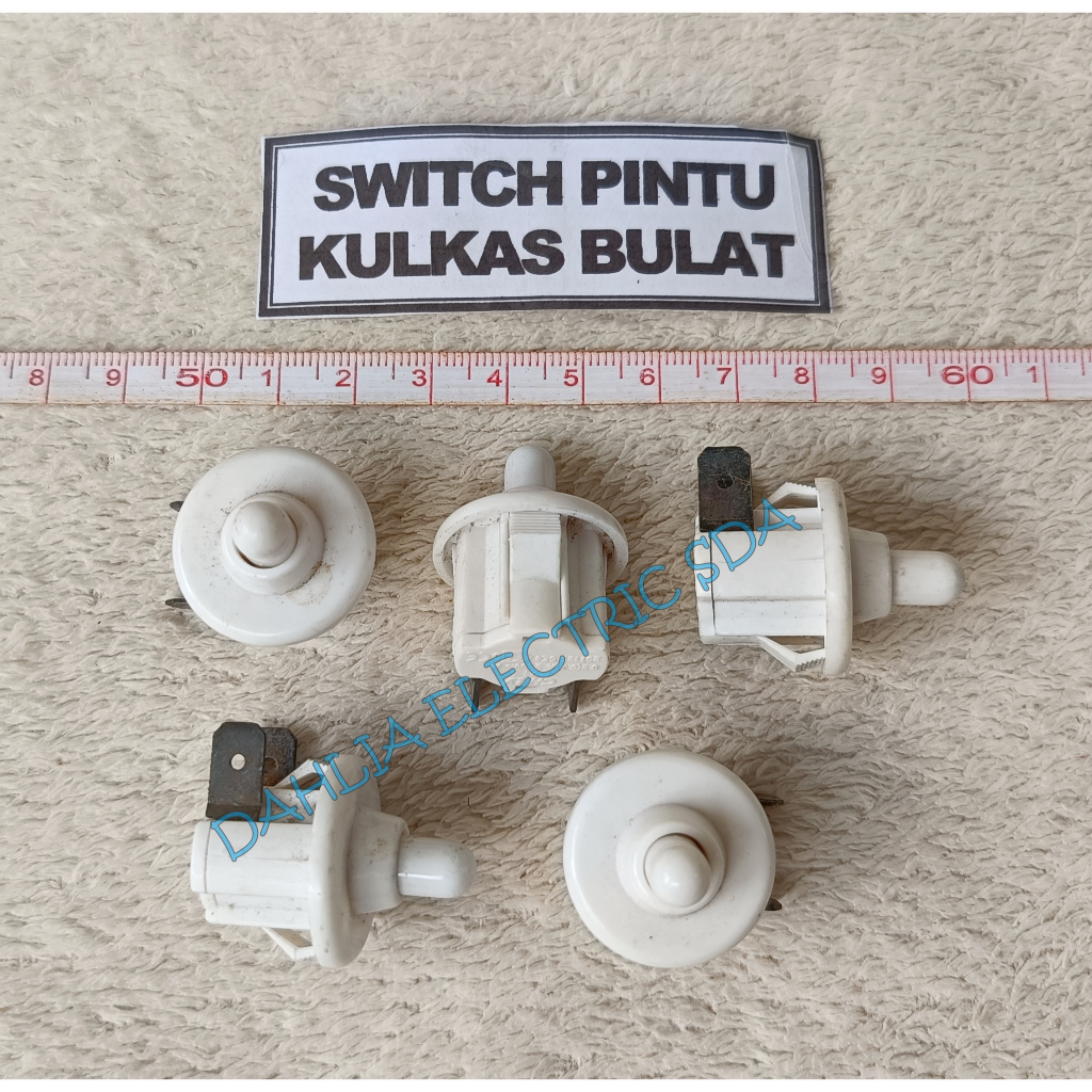 SWITCH PINTU KULKAS SHARP BULAT