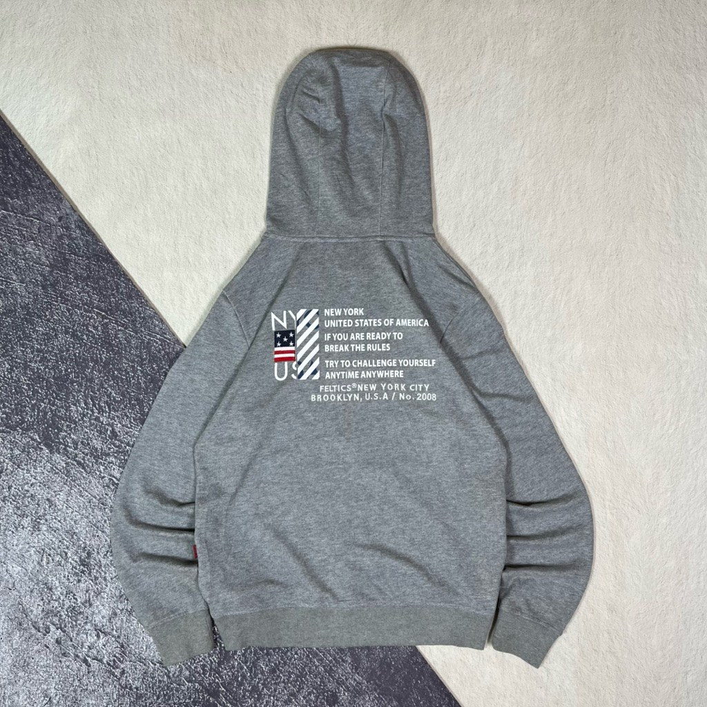 Feltics zip Hoodie