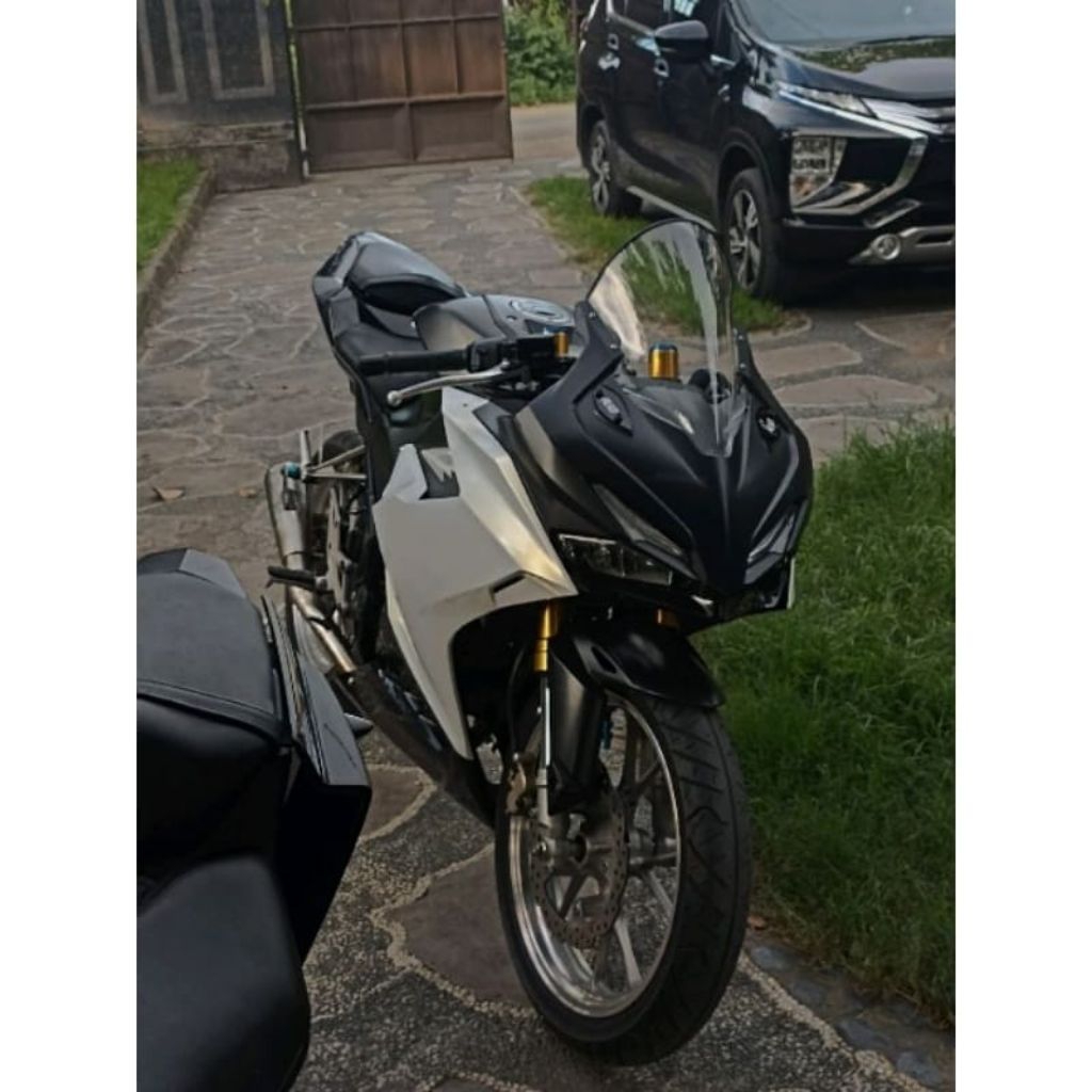 Windshield CBR150R K45R New Jenong Tinggi. Visor CBR45R Terbaru Full Jenong.Free List Karetnya