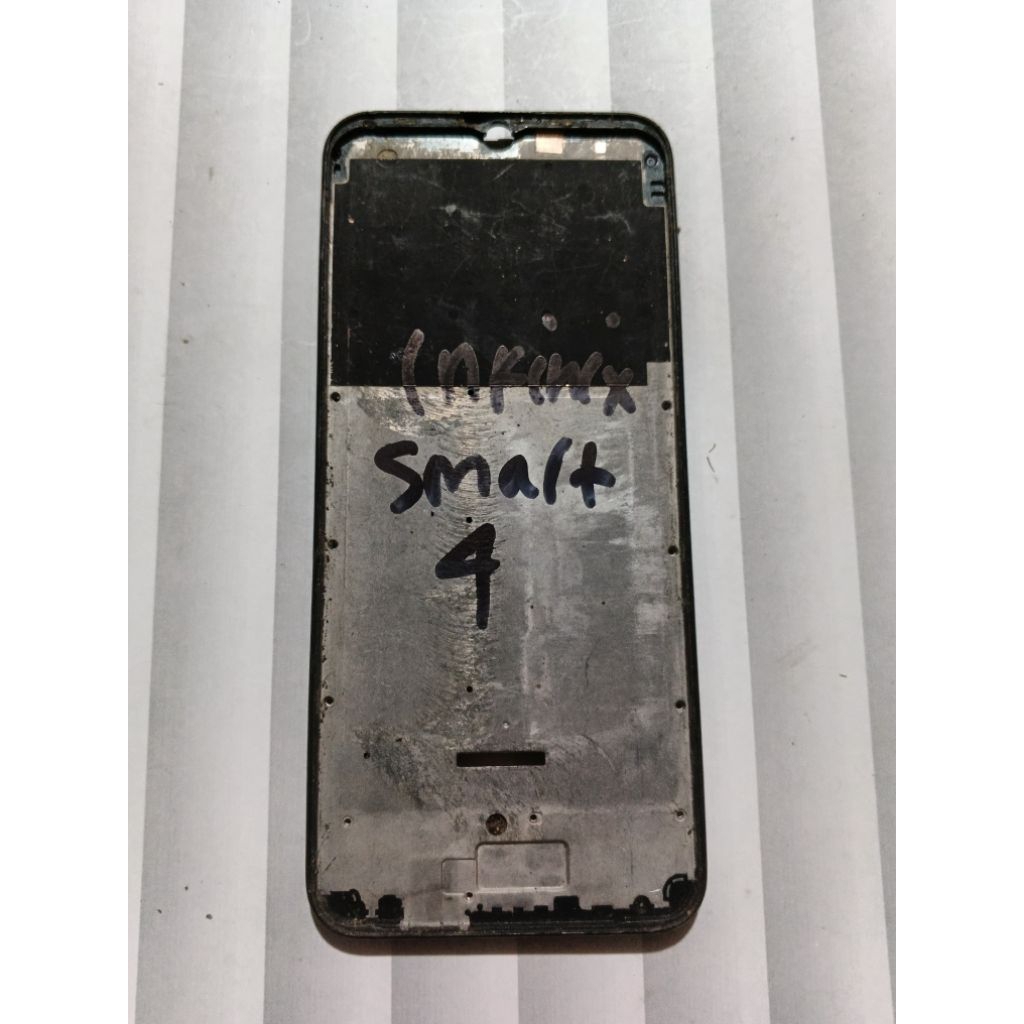 Frame tatakan lcd Infinix Smart 4 original normal copotan asli