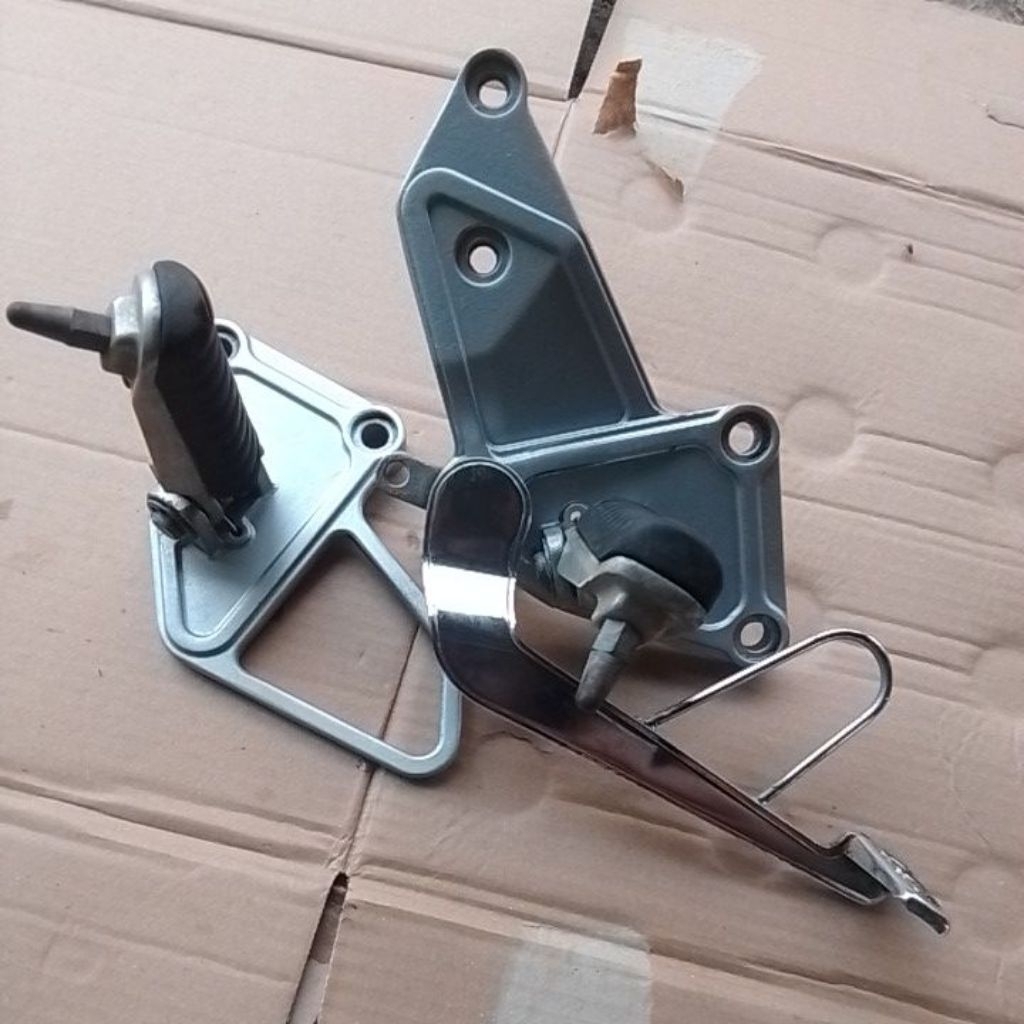 FOOT STEP DUDUKAN STEP DEPAN NINJA R