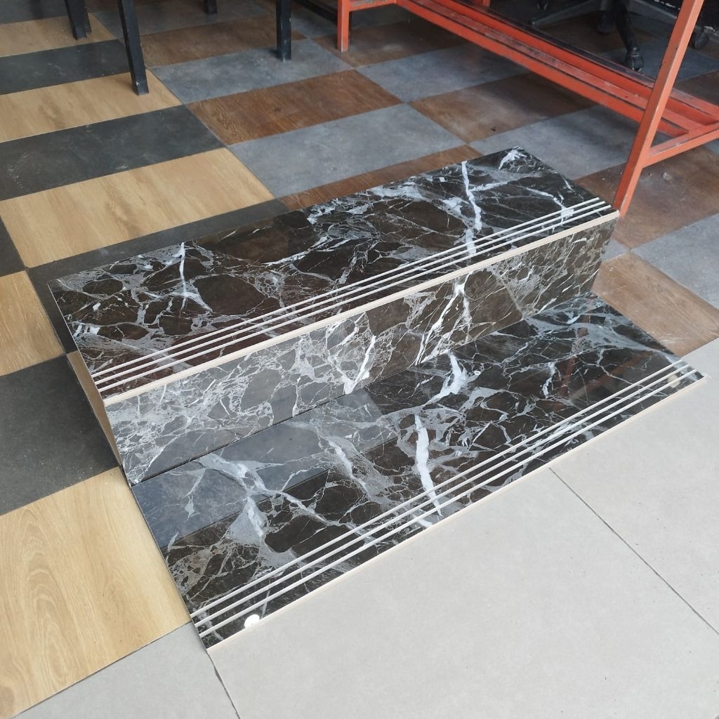 granit lantai 100x30—100x20 stepnosing/bullnosing