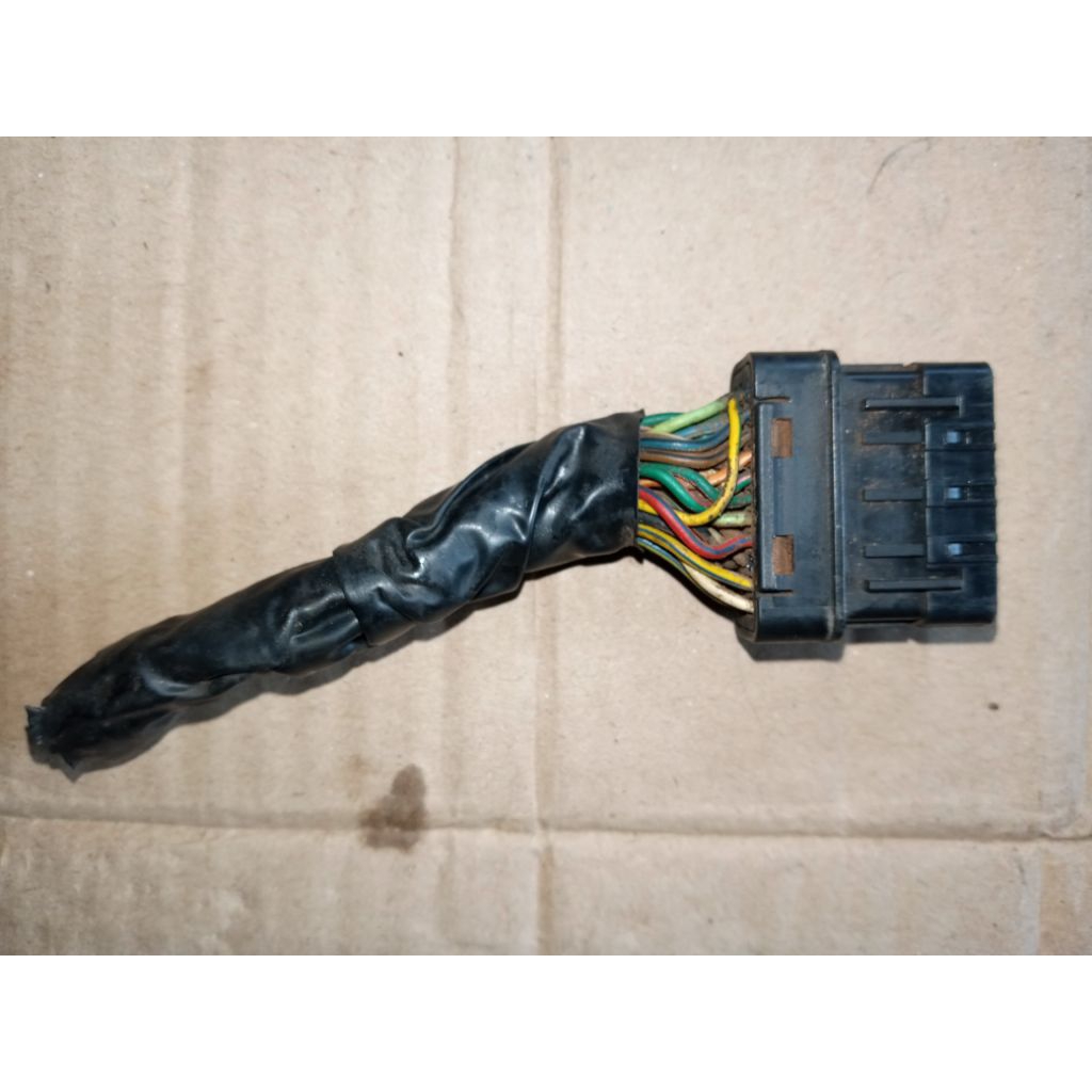 Soket ECU ECM CDI CBR 150R LED original copotan