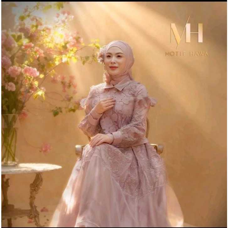 MOTIF HAWA AYANA MOON JFW