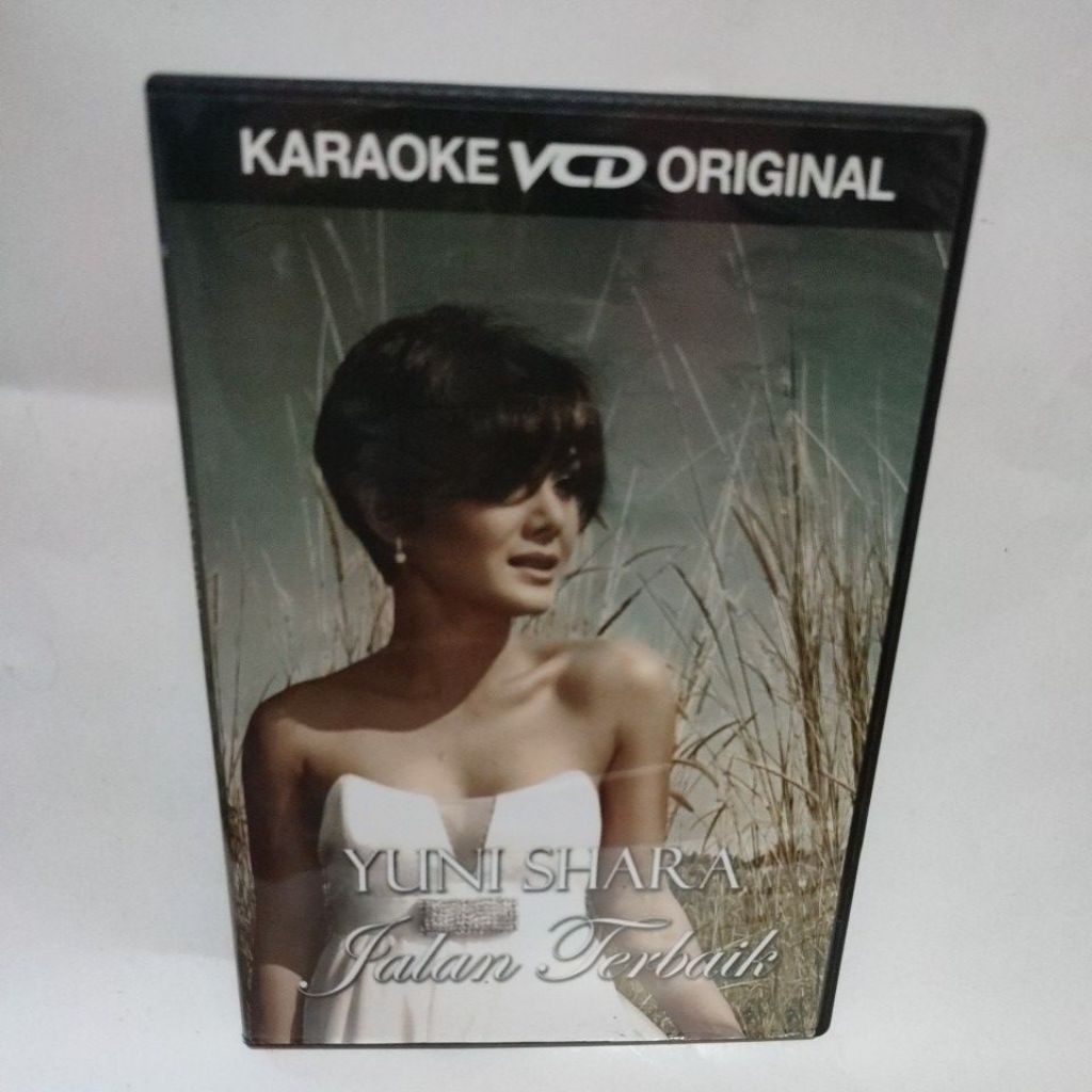 VCD KARAOKE YUNI SHARA KUCARI JALAN TERBAIK