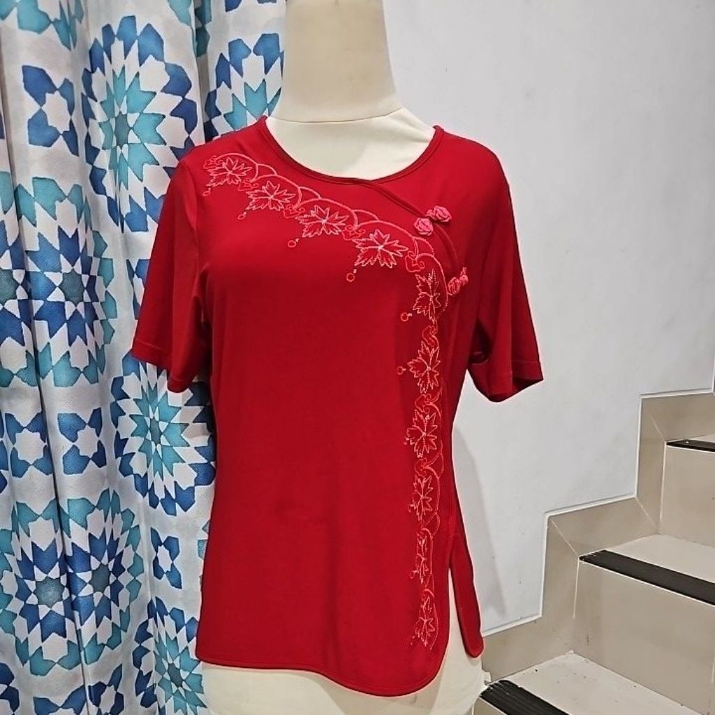 Atasan Cheongsam Merah
