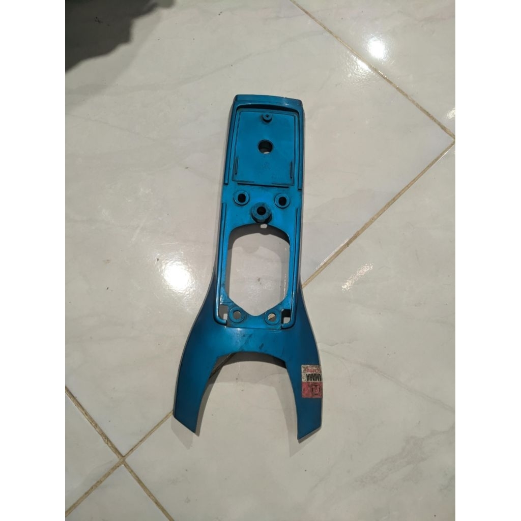 Panel dasi depan Yamaha v80 original