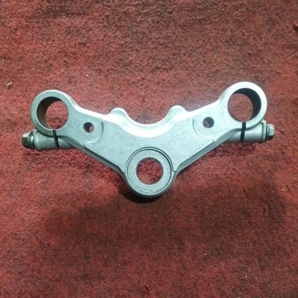 SEGITIGA ATAS SUZUKI SATRIA FU ORIGINAL