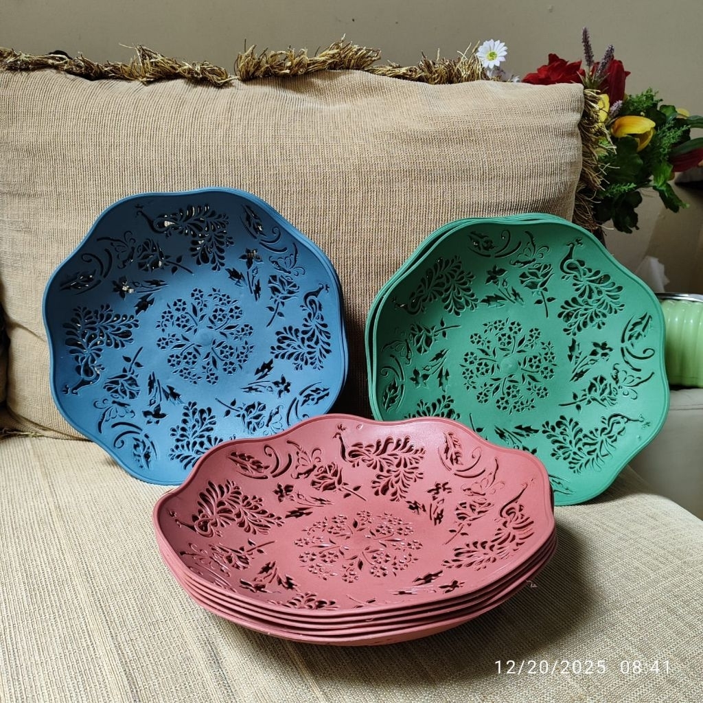 RANTANGSHOP PIRING ROTAN PLASTIK CANTIK BESAR   ISI 12PC PIRING CANTIK MOTIF BUNGA HRG LUSINAN 26cm 