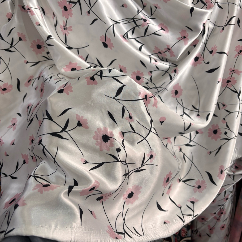 KAIN SATIN SILK MOTIF PREMIUM - tre - kain satin motif kembang - kain silk motif - kain bahan motif 