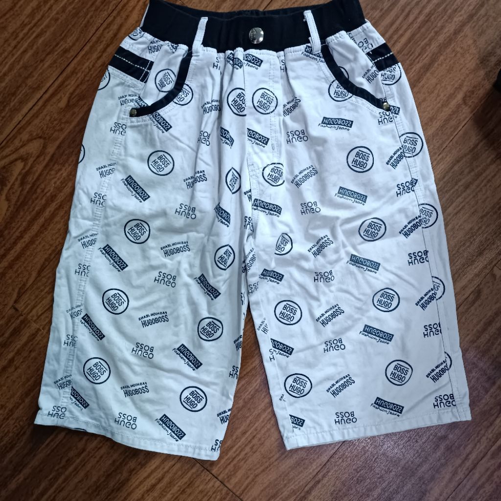 celana pendek HUGO Boss