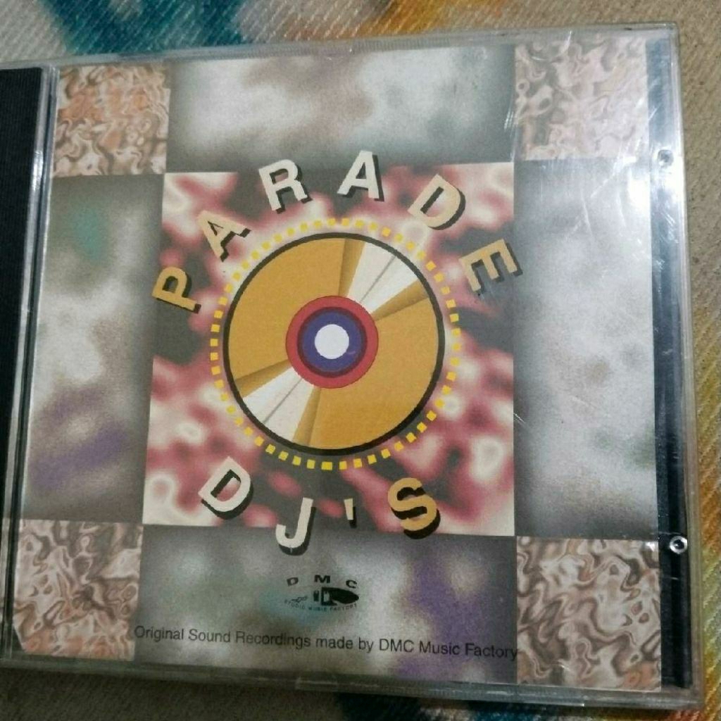 CD parade DJ's CD parade DJ's