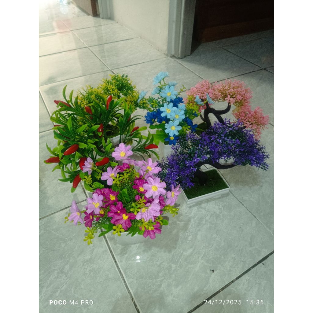 Bunga hias ruang tamu