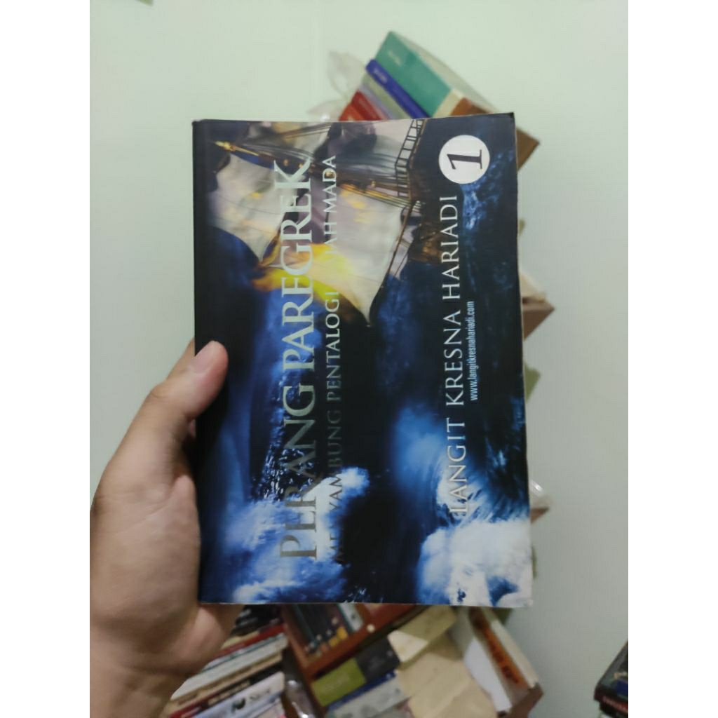 [PRELOVED ORI] Perang Paregrek 1 - Langit Kresna Hariadi Buku Bekas