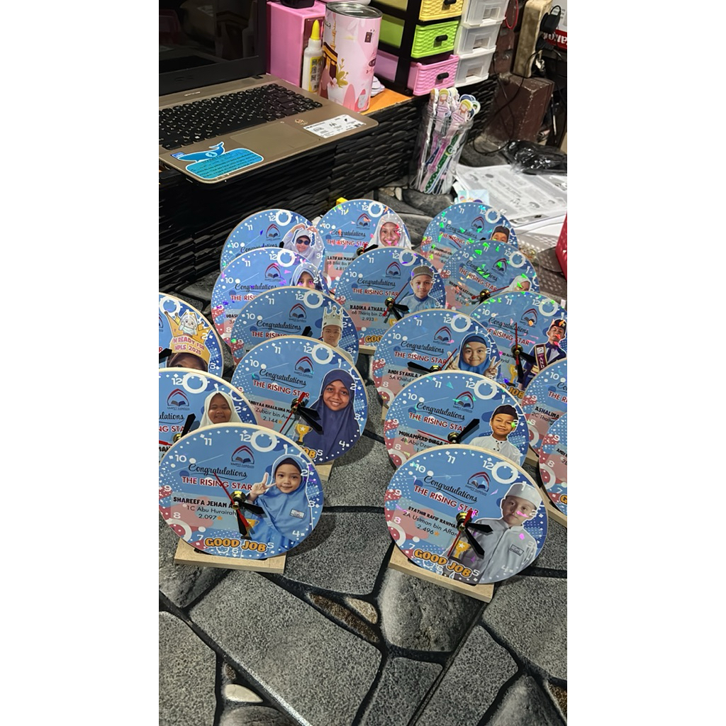 jam meja custom desain/jam murah/souvenir jam