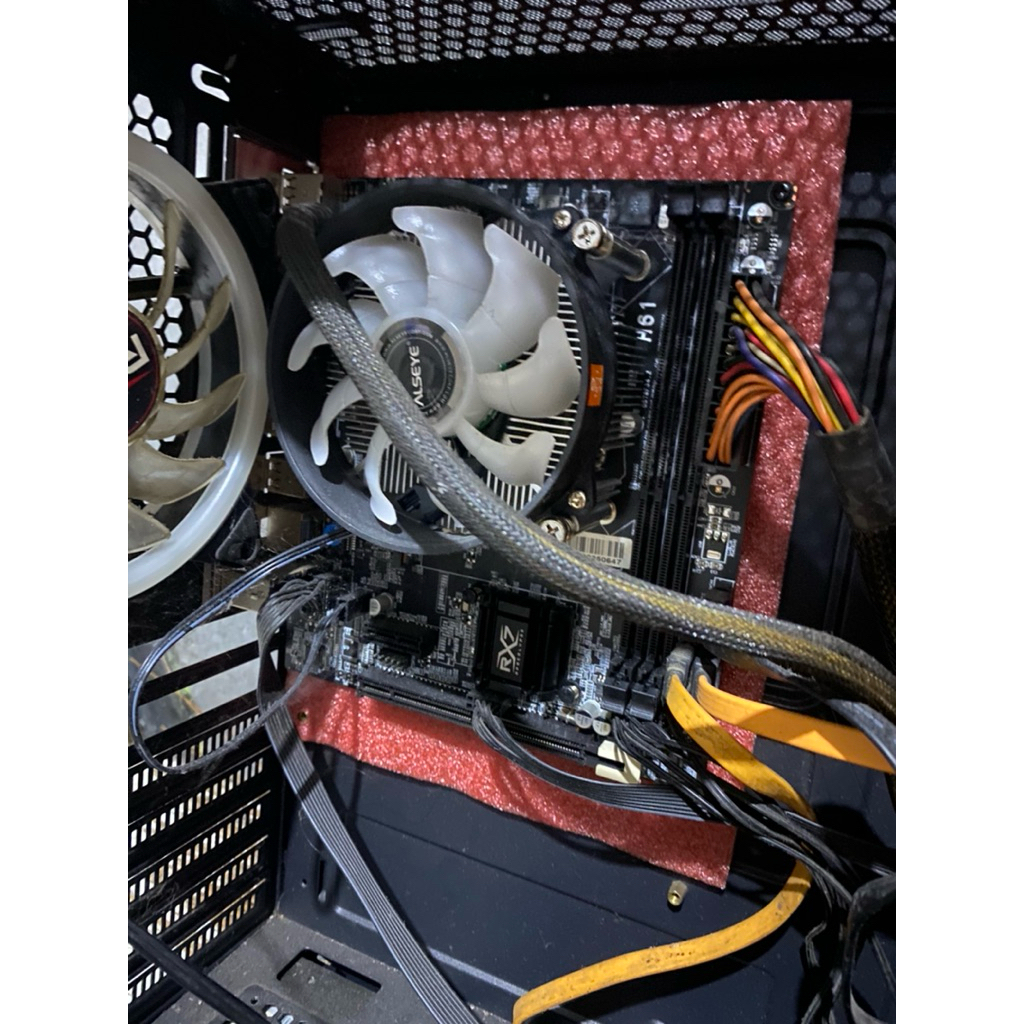 Paketan mobo i5 3570 + mobo h61 rx7+ fan bonus jual cepet