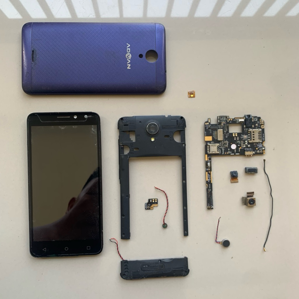 lcd fullset dan mesin advan s5e 4gs ori copotan