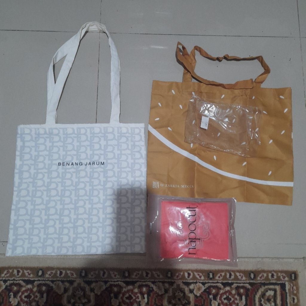 Take All Shopping bag Benang jarum, zaskia mecca dan scarf nopocut