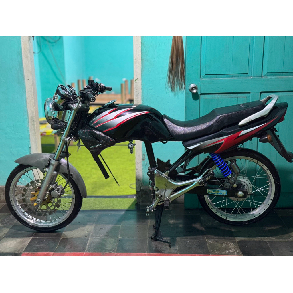 Body Set Tiger Lama 2004