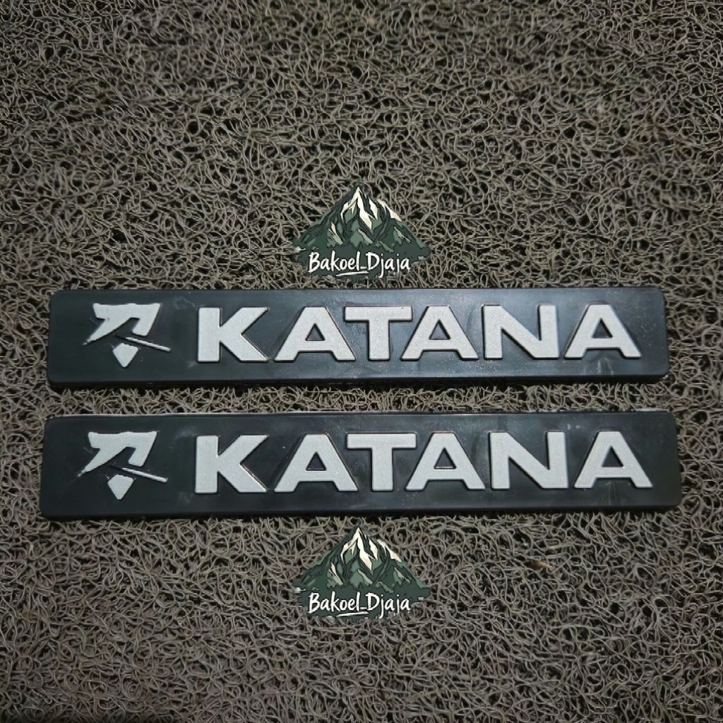Emblem logo tulisan katana suzuki 3d timbul / emblem katana / logo katana / stiker katana
