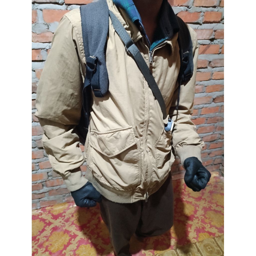 Uniqlo CWU Bomber Khaki M size Cotton Nylon Double Zipper YKK Rare Find Jacket Like Movie Properties