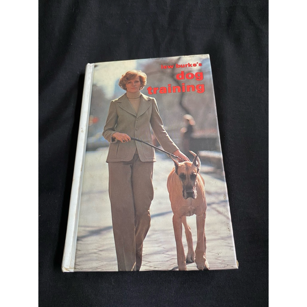 Buku > Dog Training