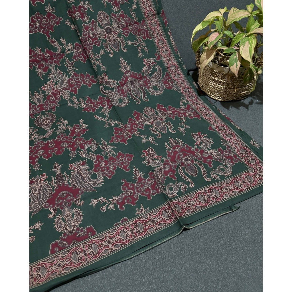 Kain Batik Solo Katun Halus Premium 2,4x1,1 Meter Motif Balian Naga Kembar