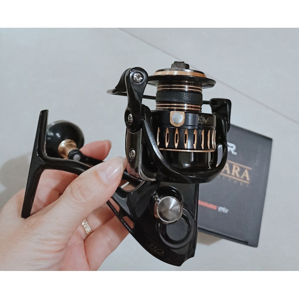 Reel Maguro Navara 3000 Power Handle