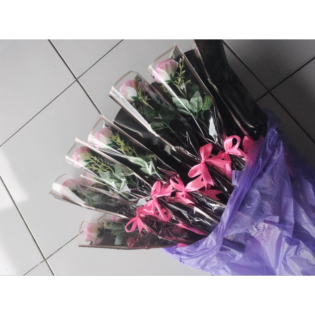 buket bunga mawar artificial 1 tangkai