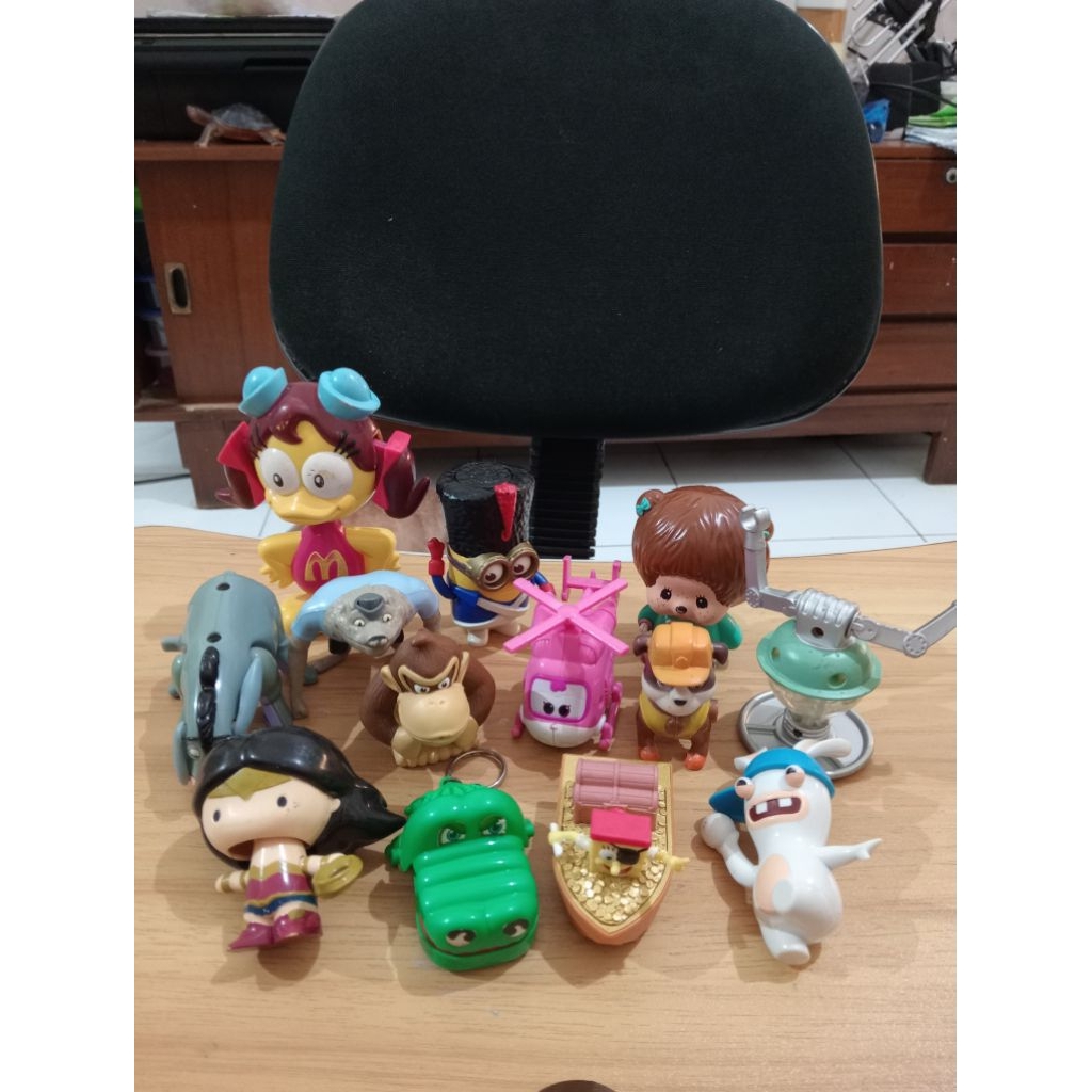 figure McD  preloved campur take all