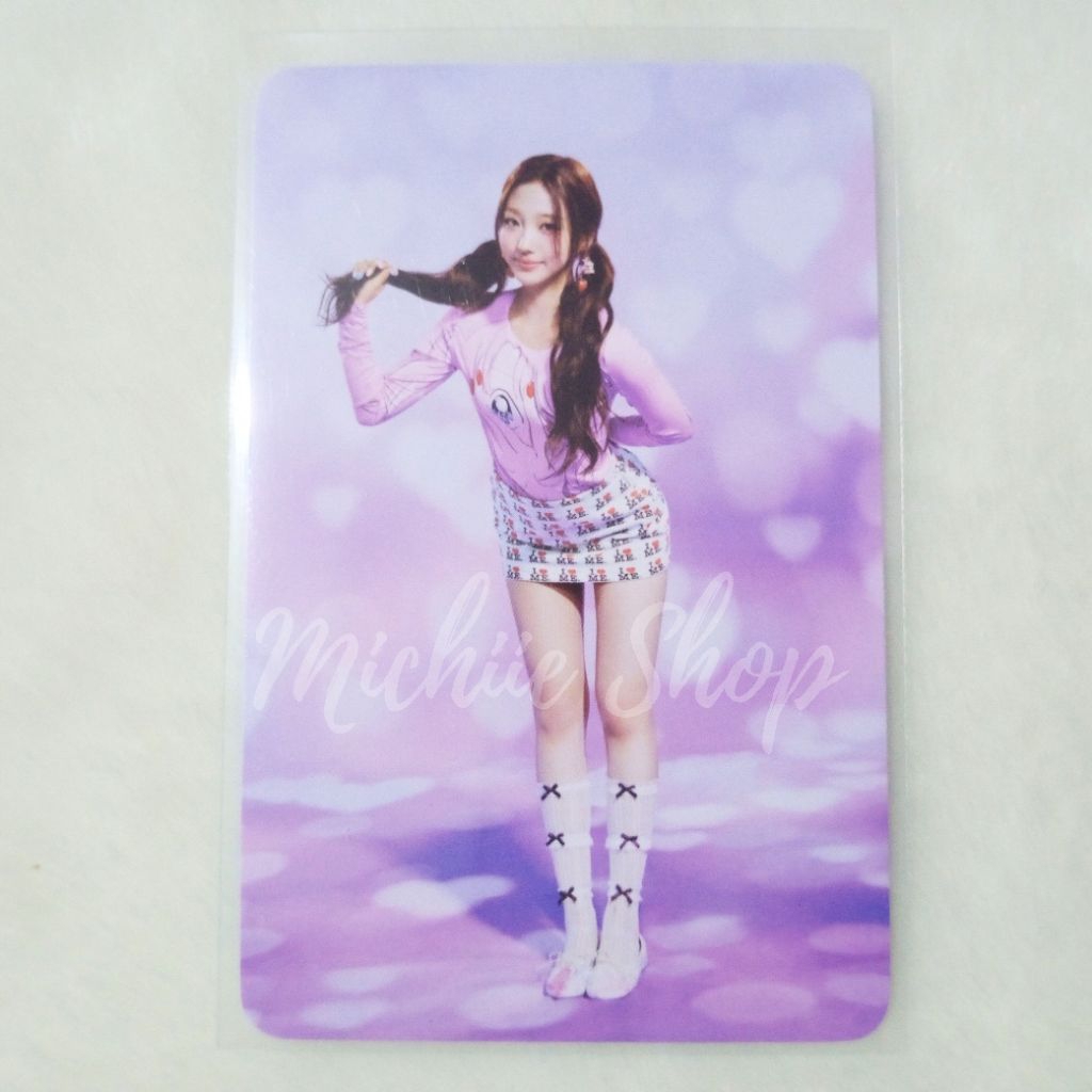 Photocard Hearts2Hearts Stella Lucky Draw QQ Music B1 | Photocard Stella Hearts2Hearts LD QQ B1 Offi