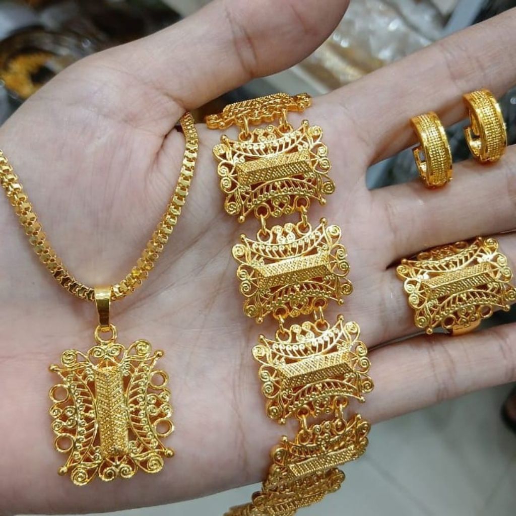 Cod Perhiasan Gelang Dubai Titanium Lapis emas24k Anti Luntur