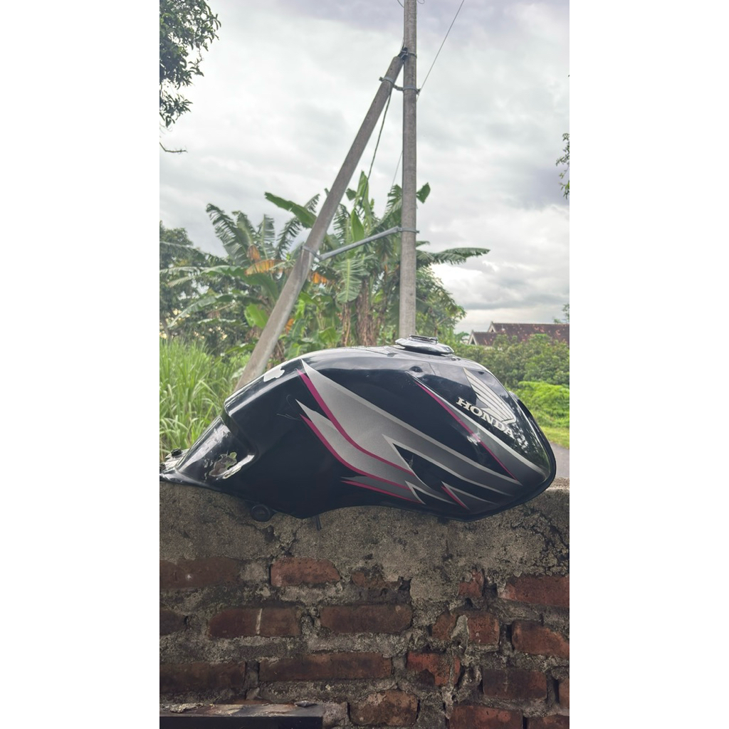 Tangki Tengki Gastank mp primus tahun 2007-2008 megapro primus original copotan motor
