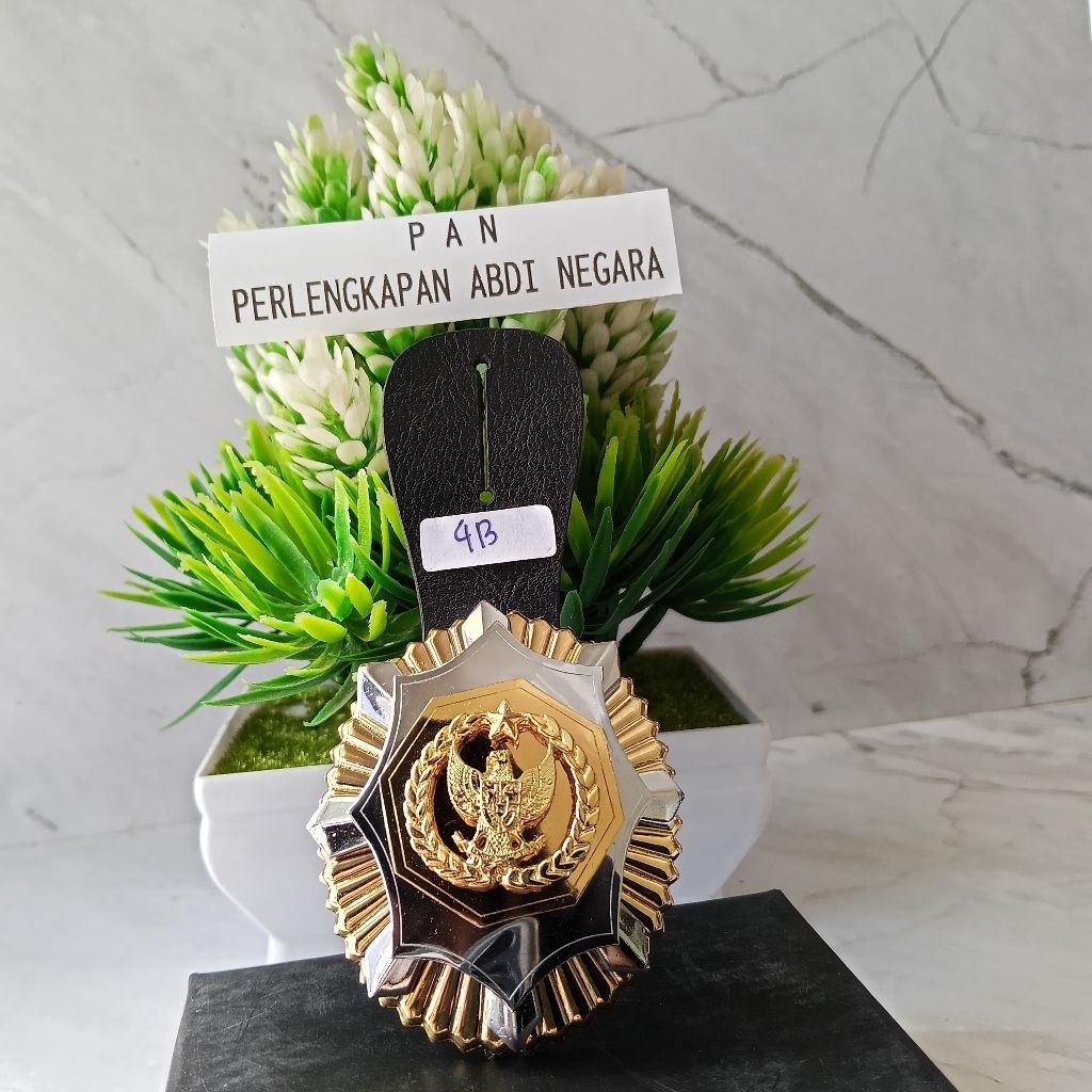 Tanda jabatan imipas Eslon 4B Mewah