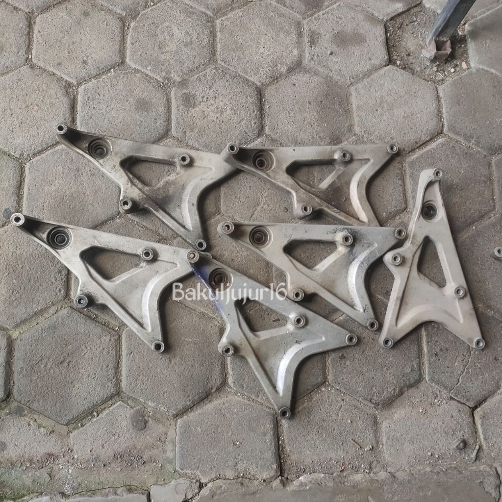 Swing arm Honda Vario 125 old ARM vario 150 vario 125 Fi pertama original