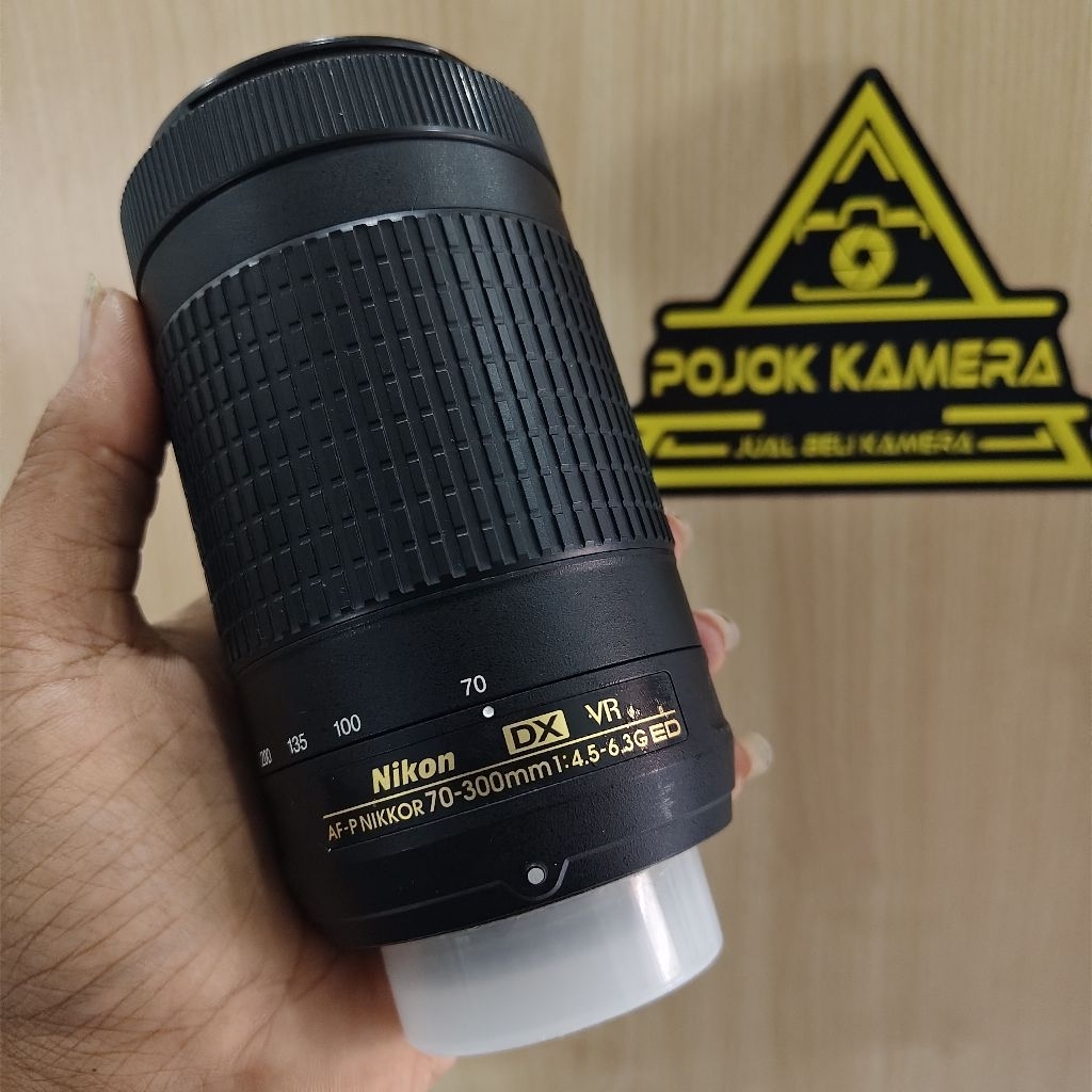 Lensa tele nikon afp 70-300mm ED / afp 70-300mm VR