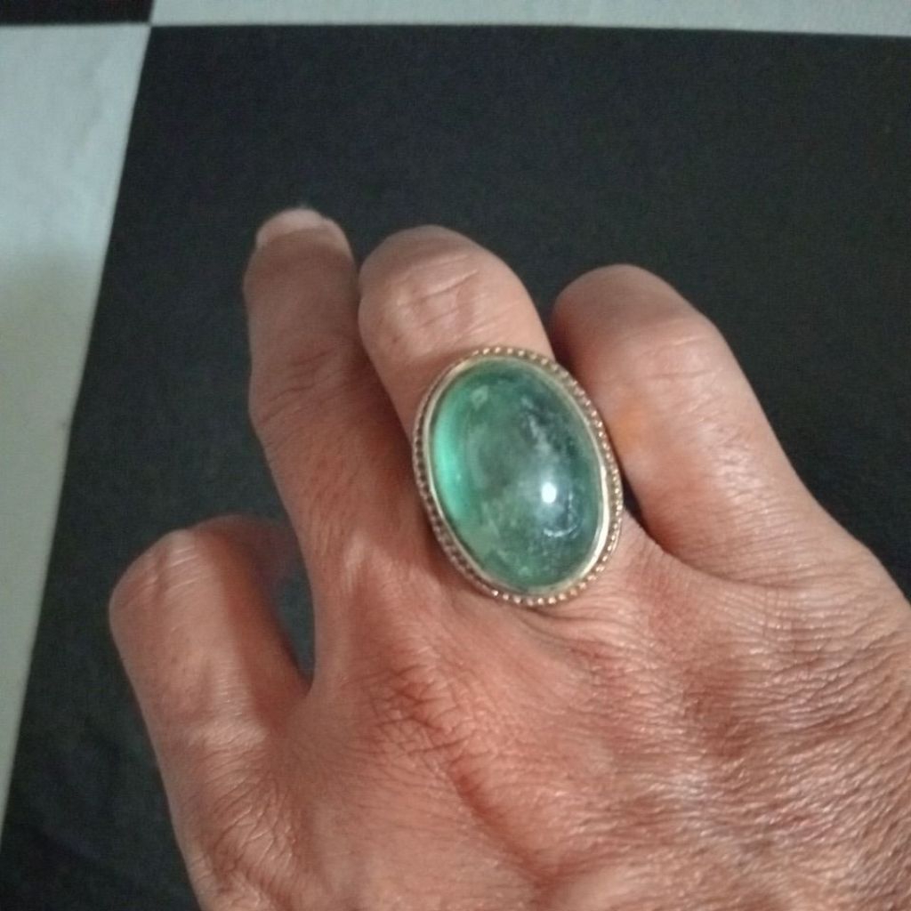 batu permata zamrud Colombia lawas