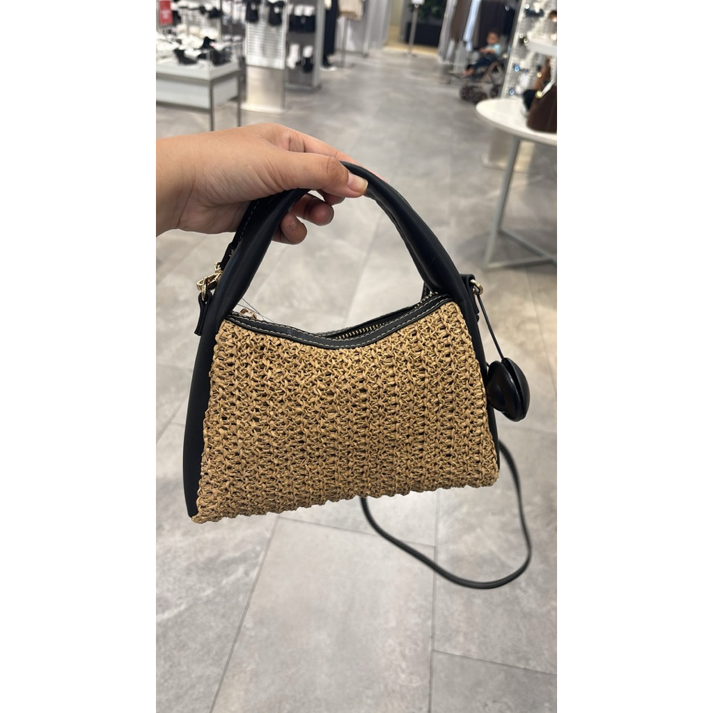 tas hnm tas selempang hnm tas rajut anyaman HnM original