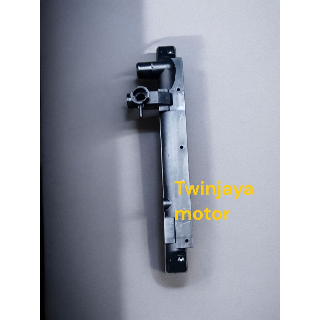 UPPER TANK RADIATOR ISUZU NKR71/COVER RADIATOR NKR 71