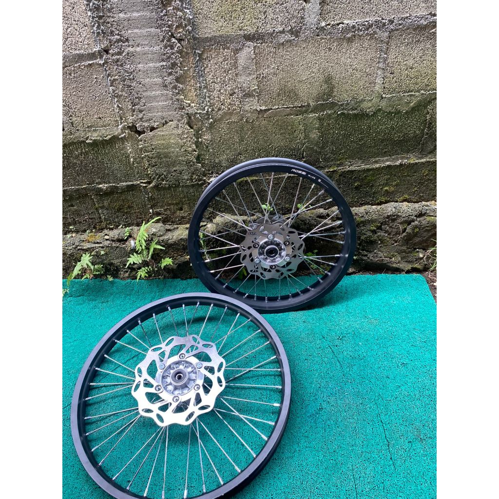 Roda set Offroad KLX Ring 18/21 Velg Rossi Bonus Disc PNP D-Tracker 150 Series Tanpa Ban