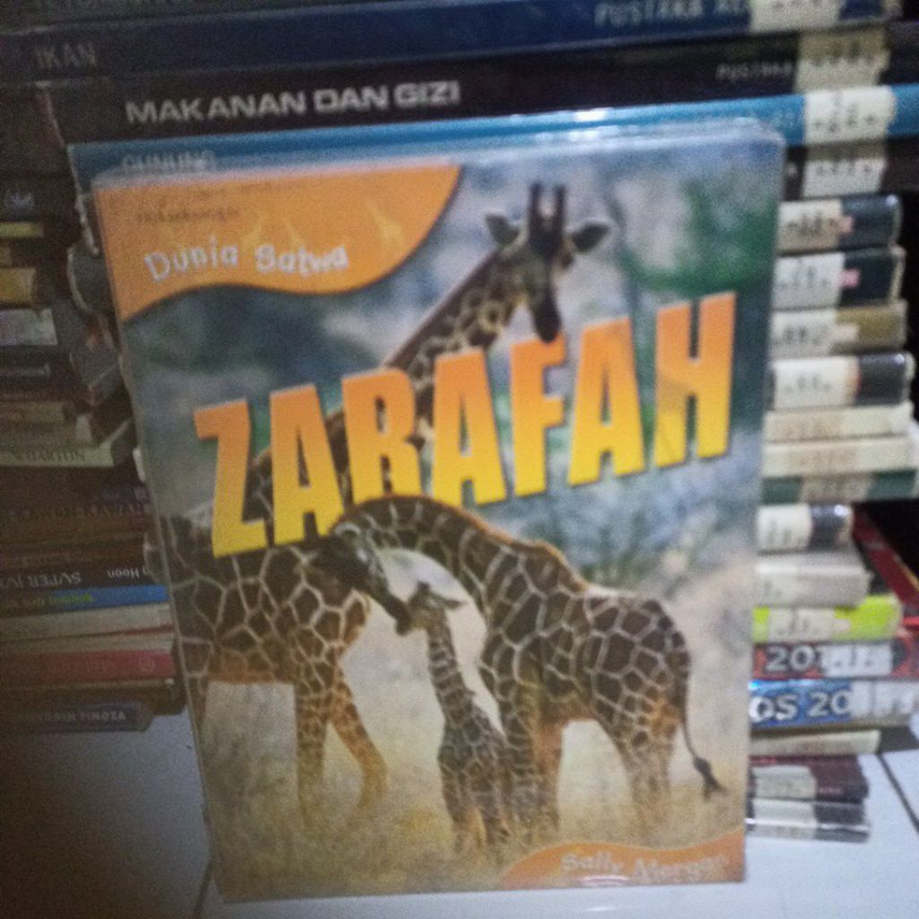 buku dunia satwa zarafah