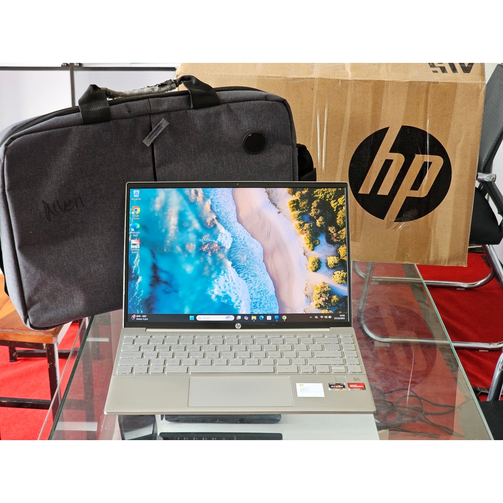 HP Pavilion AERO 13 AMD Ryzen 5 5000 Series Ram 16 GB Premium Bisinis ultraslim laptop