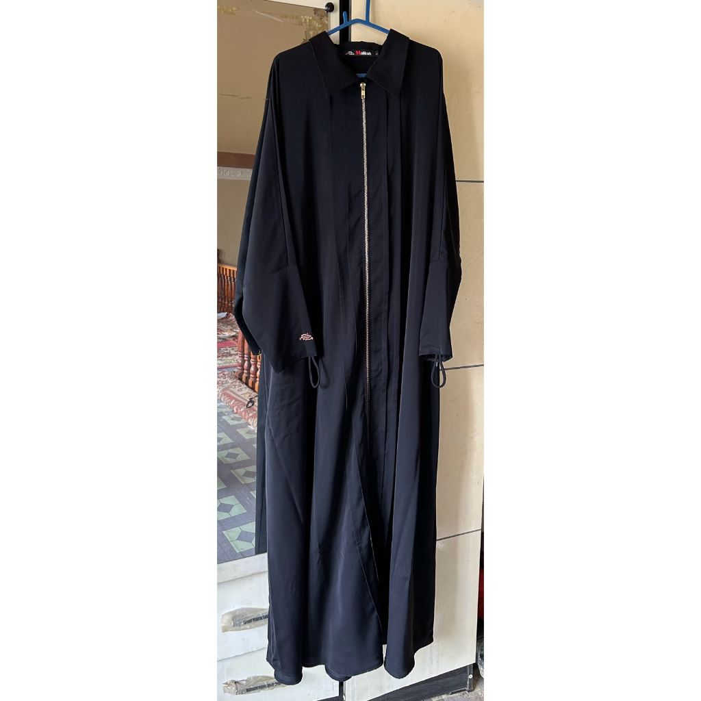 PL Lean black size L abaya malikah