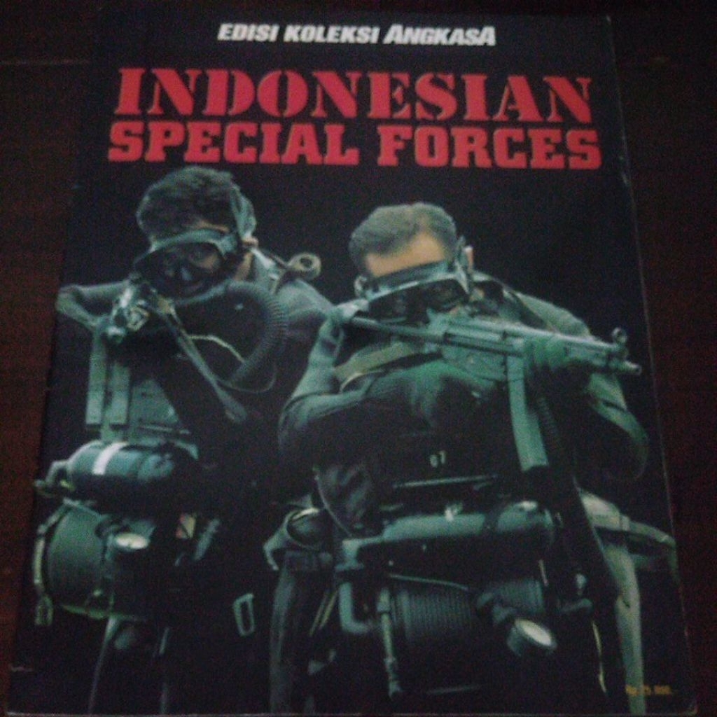 Majalah Angkasa edisi koleksi no.XIX 2004 INDONESIAN SPECIAL FORCES