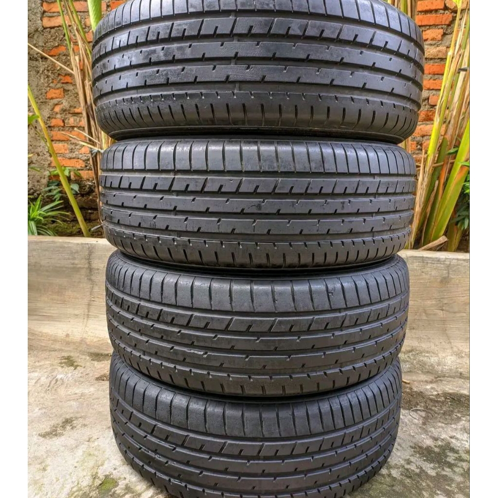 BAN MOBIL TOYO COPOTAN RING 19 UKURAN 225 55 19 SECOND TUBLES