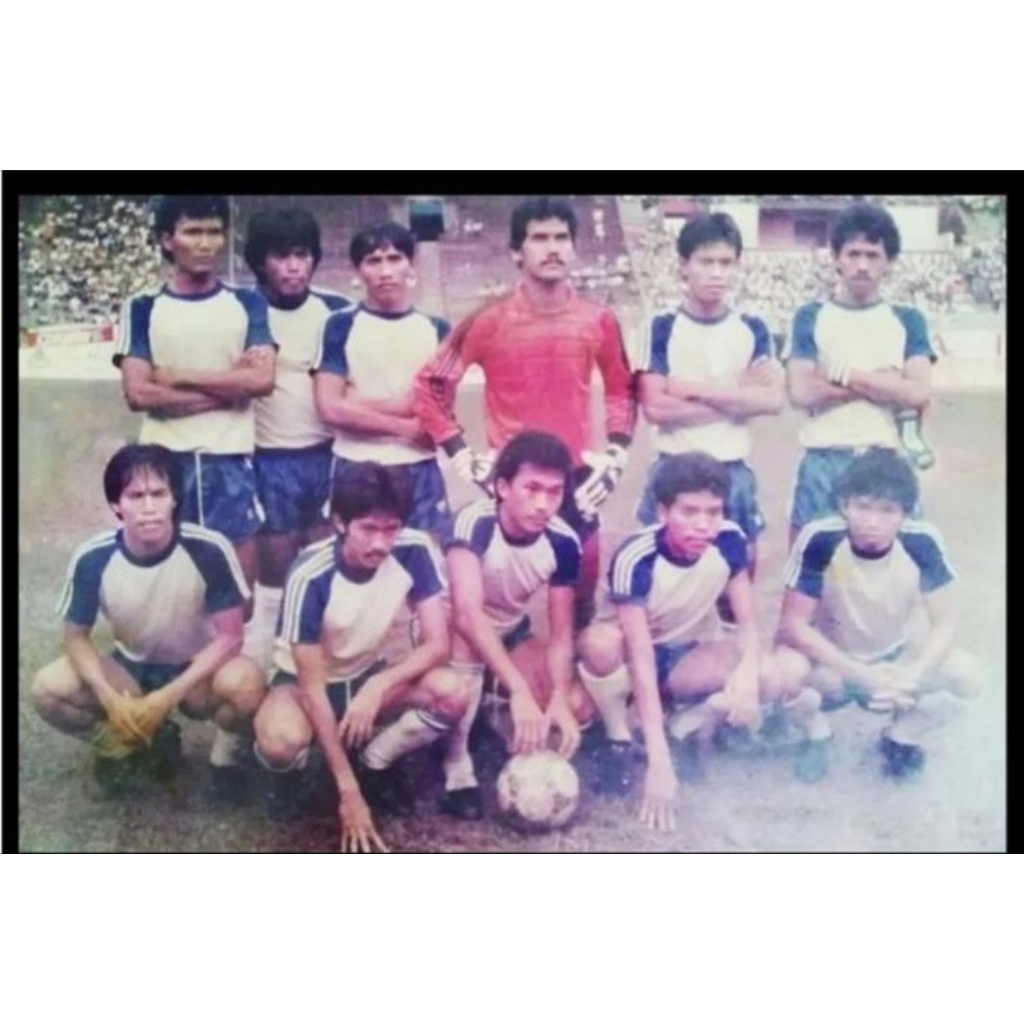 jersey retro psis semarang 1987 away