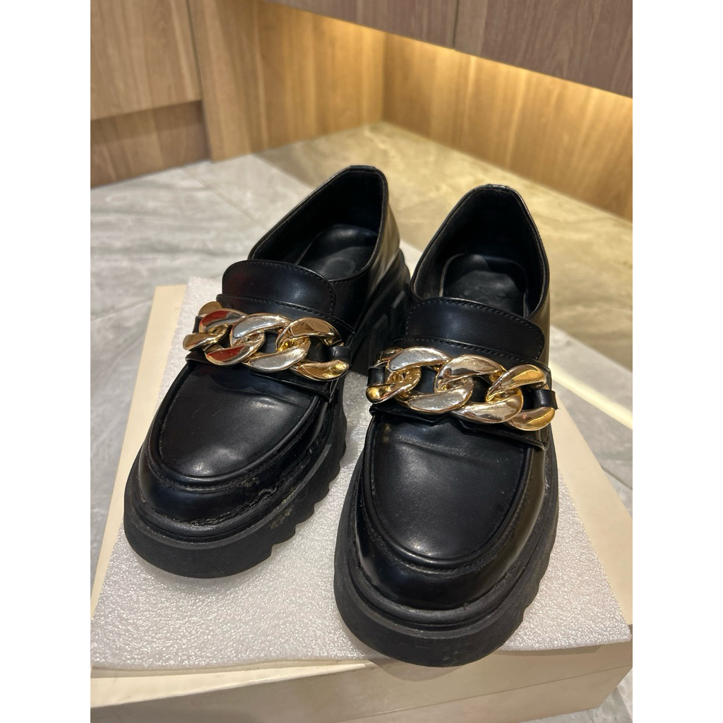 Loafers Posu X Nikita Sepatu Heels Preloved Seken Bekas